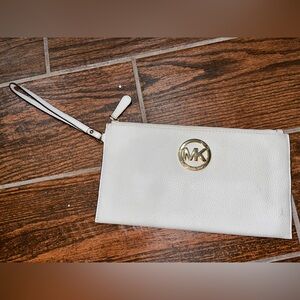 Michael Kors wristlet